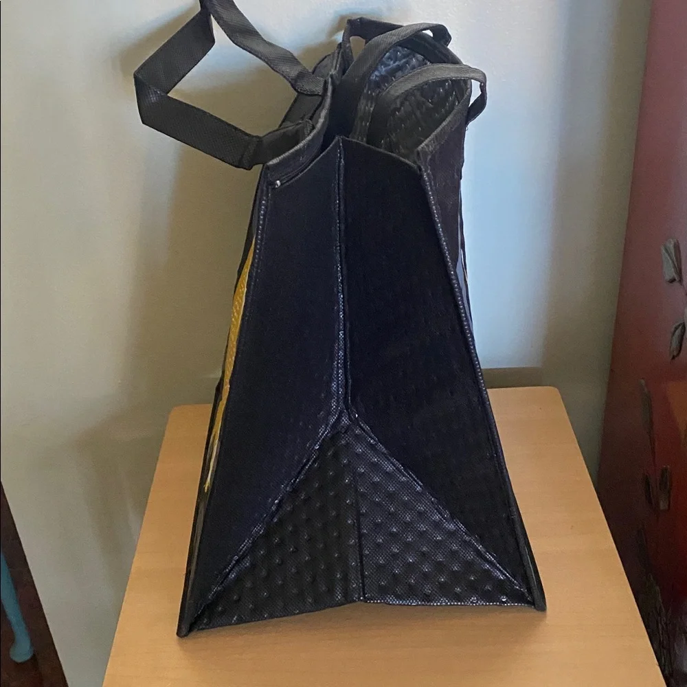 Insulated koi design Tote Bag